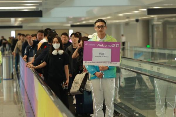 2500m barrier-free blind road, 258 barrier-free elevators ... The arrival and departure service of Hangzhou Asian Para Games is fully opened!