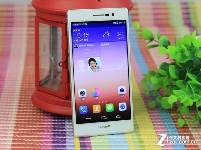 The price has been reduced so much that Huawei Ascend P7 offers 2332 yuan